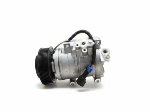 John Deere Traktör Klima Kompresörü RE284680