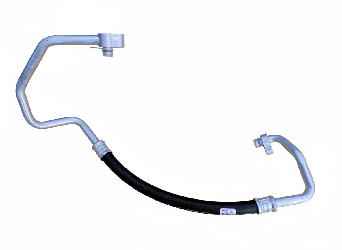 Volkswagen Passat 2008-2015 (Kompresör-Radyatör) Arası Klima Hortumu 3C0820721R Volkswagen Passat 2008-2015 (Kompresör-Radyatör) Arası Klima Hortumu 3C0820721R