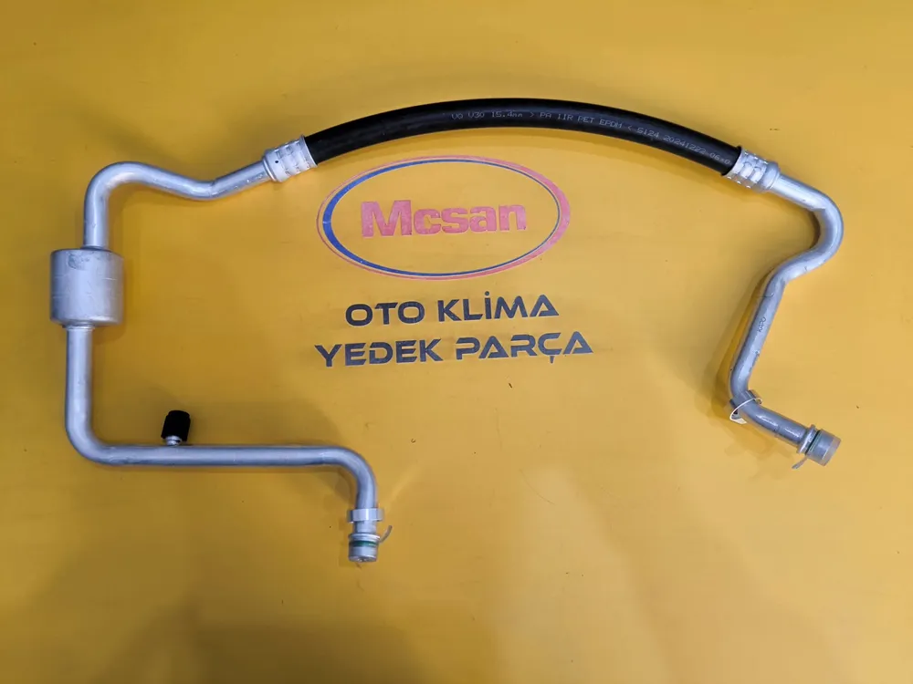 Dacia Duster 1.5 Dci (Evaporatör-Kompresör) Arası Klima Hortumu 924805330R Dacia Duster 1.5 Dci (Evaporatör-Kompresör) Arası Klima Hortumu 924805330R