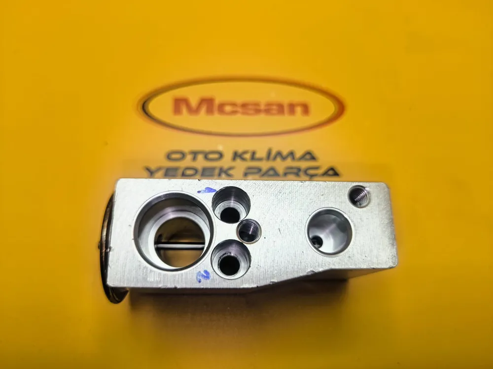 Renault Clio 5 - Captur - Taliant Expansion (Genleşme) Valfi 922708399R Renault Clio 5 - Captur - Taliant Expansion (Genleşme) Valfi 922708399R - Gorsel 1