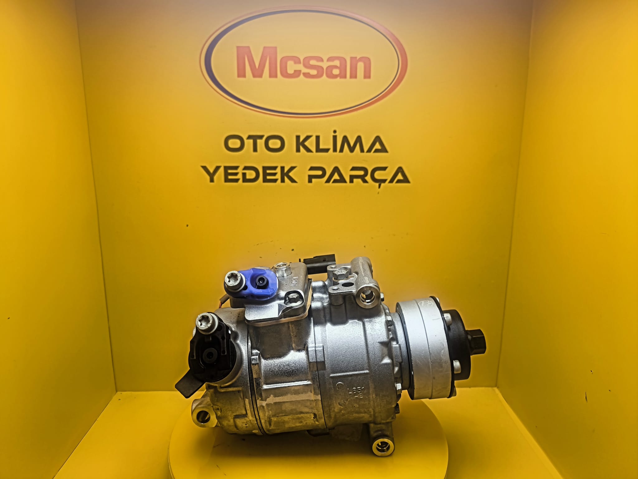AUDİ A8 Q7 4.2 Quattro 2004-2017 Orijinal Klima Kompresörü 4H0260805G AUDİ A8 Q7 4.2 Quattro 2004-2017 Orijinal Klima Kompresörü 4H0260805G